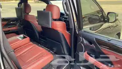 لكزس 2021 LX570 فل كامل 10