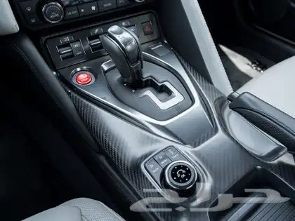 2023 Nissan GT-R 9