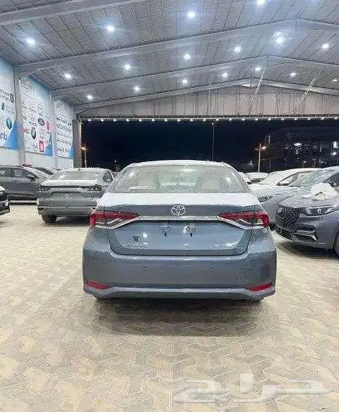 تويوتا كورولا XLI 2.0 مطور بنزين 2025 11