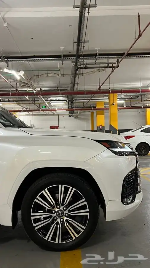 جيب لكزس LX600 موديل 2024 سعودي اخو الاصفار 14