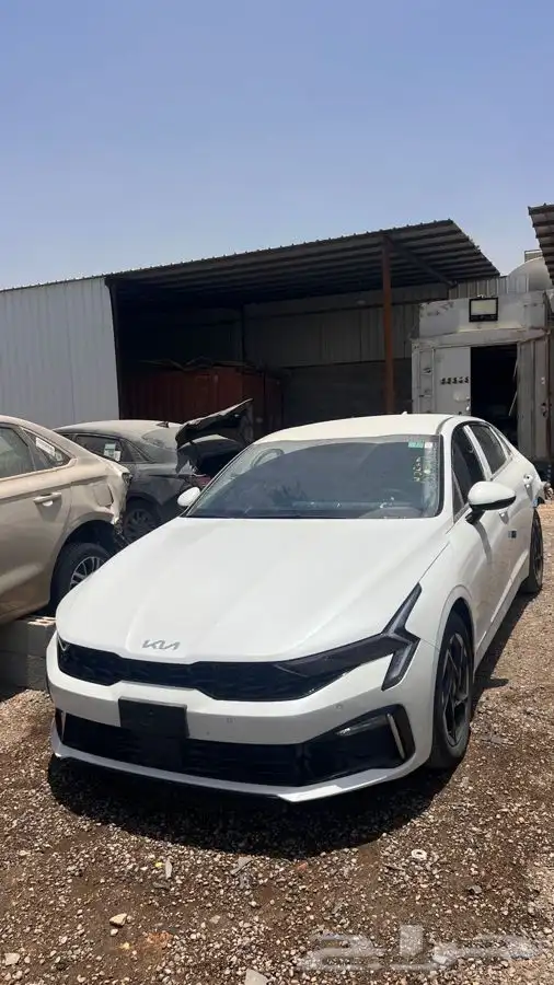 قطع غيار كيا k5 2024 3