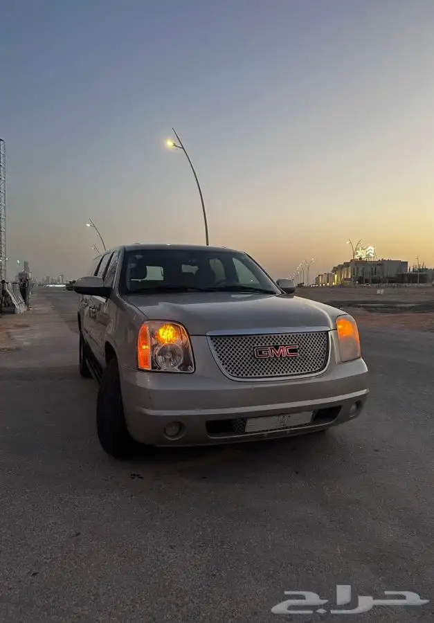 جمس يوكن طويل دبل مفحوص وجاهز للبيع GMC Yukon XL 1