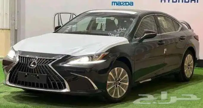 لكزس ES250 ستاندر 2025 0