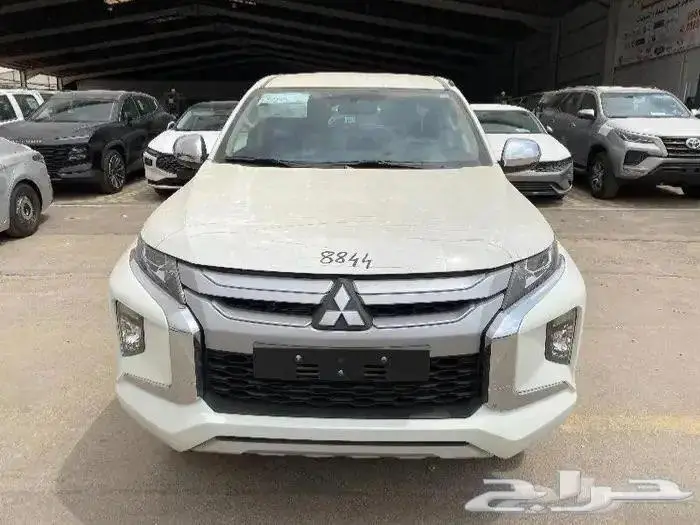 ميتسوبيشي L200 دبل ديزل عادي 2023 2