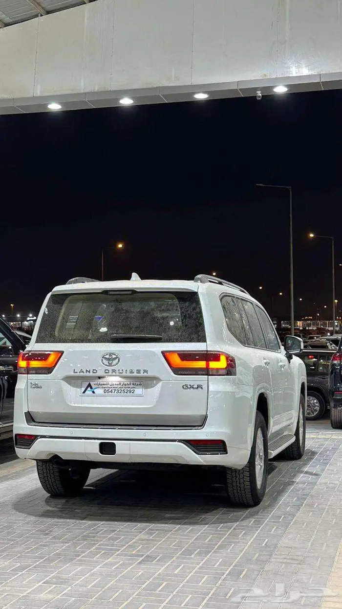 تويوتا لاندكروزر GXR2 بنزين 2025 2