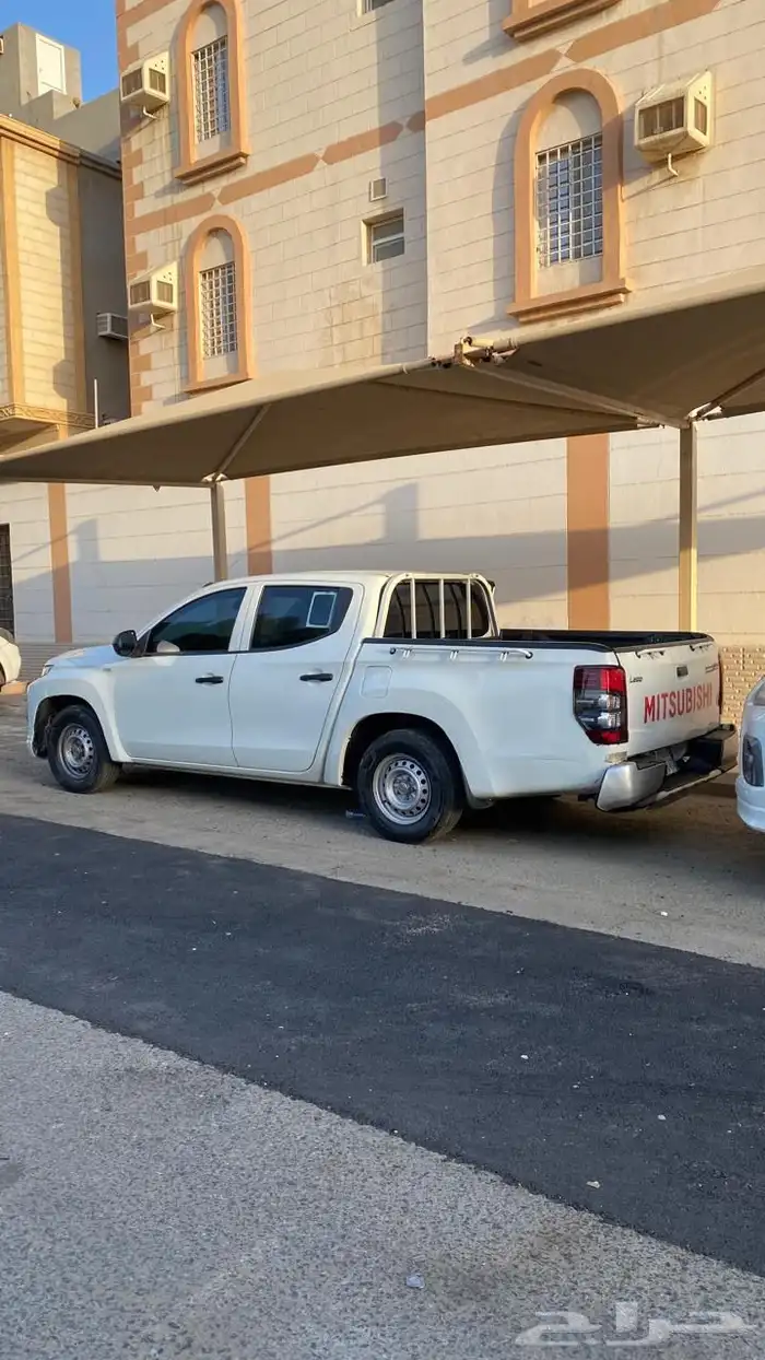 ونيت ميتسوبيشي L200 4