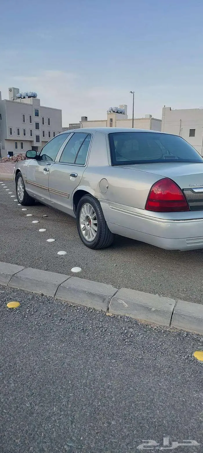 فورد جراند ماركيز امريكي 2009 للبيع او البدل 9