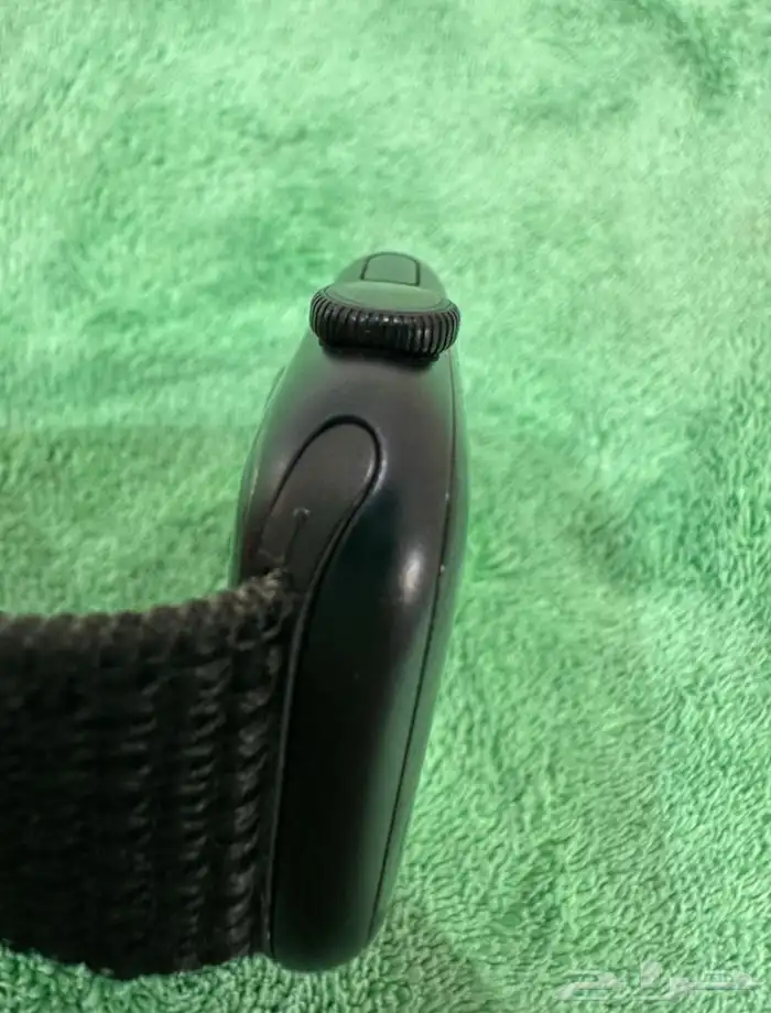 ساعه ابل سيريس اصدار 8 نظيفه جدا 4