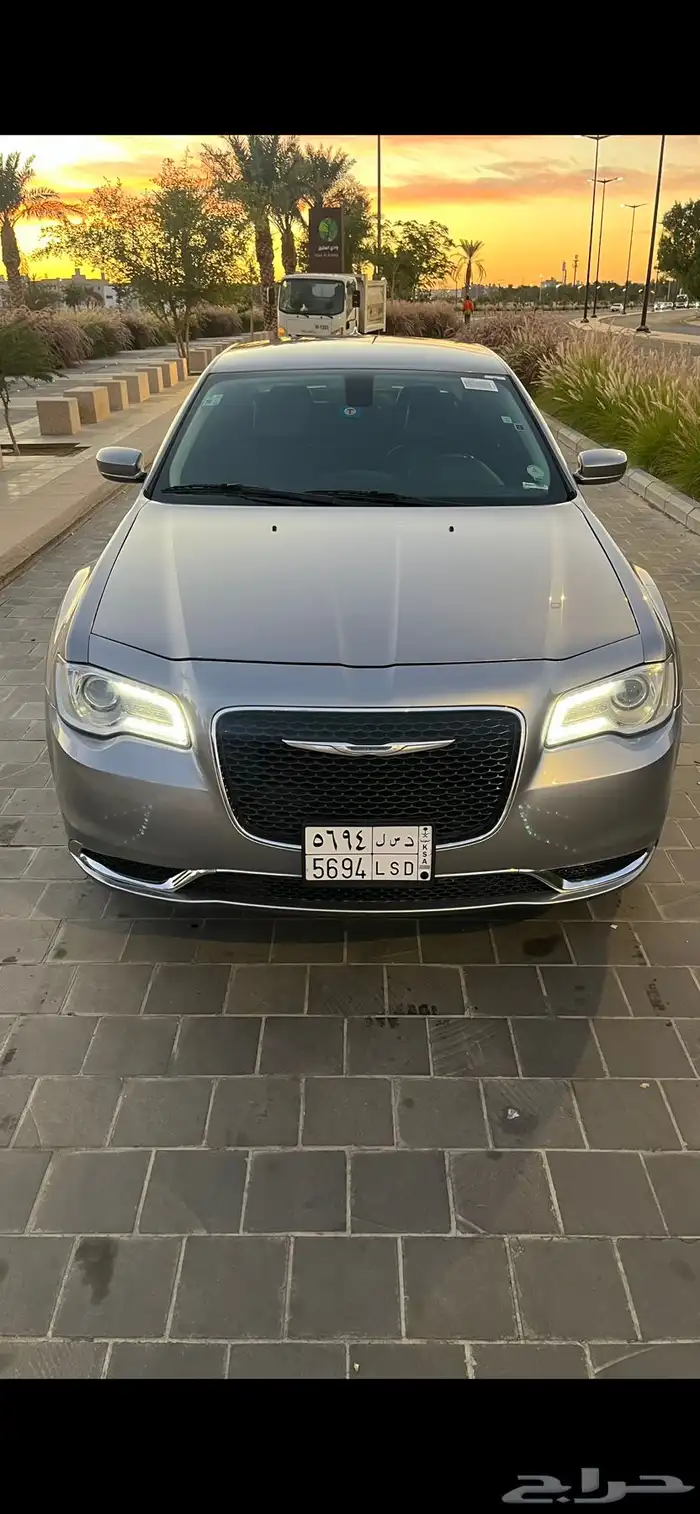 كرايسلر نضيف ممشى قليل 0