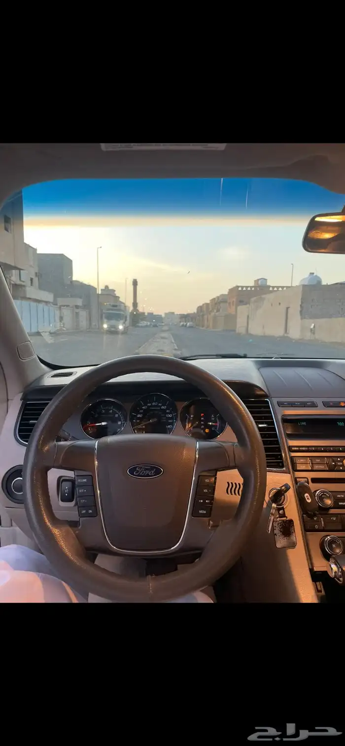 فورد تورس 12