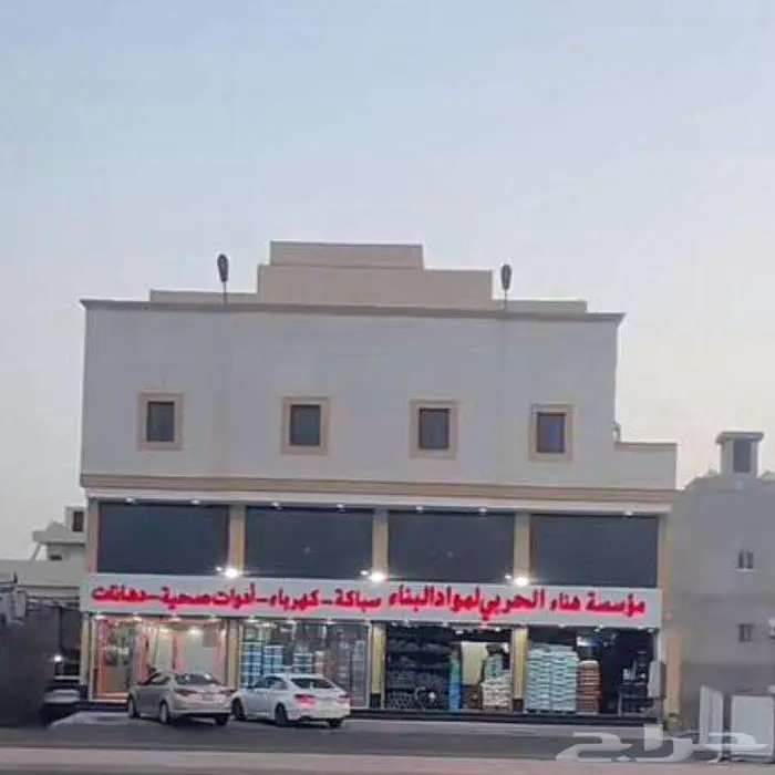 مبنى سكنى بالكامل للايجار 0