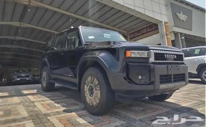 ويوتا برادو TXL3 بنزين 2025 اسود -بطاقه 0