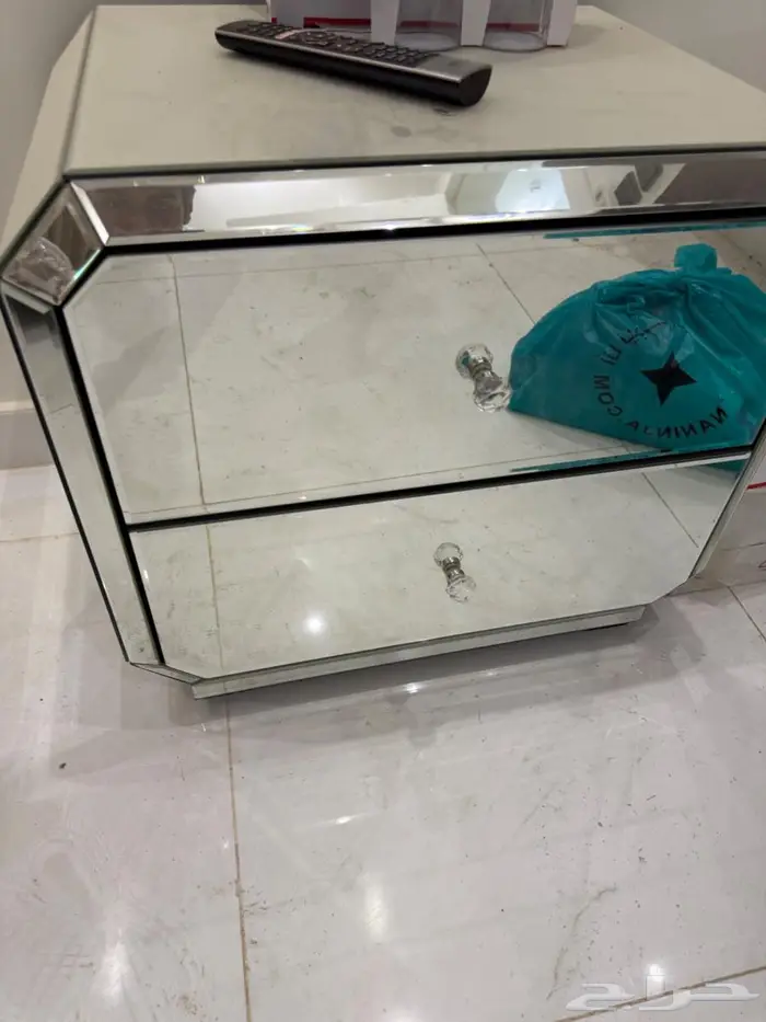 للبيع كومادينه زجاجية مناسبة لجميع الديكورات 1