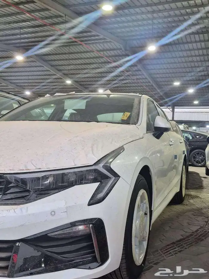 كيا K5 إستاندر مطور بانوراما 2025 أسعار مميزه كاش و تمويل 1