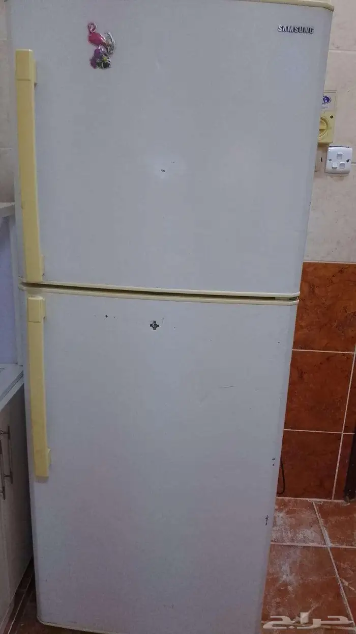 اغراض للبيع لدواعي اسفر لتواصل  وتسب 4
