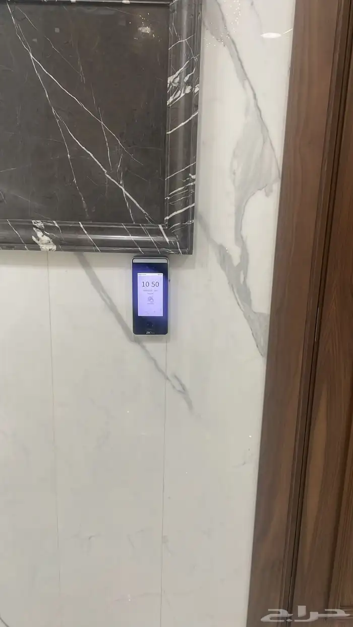 كاميرات مراقبه وانترنت 24