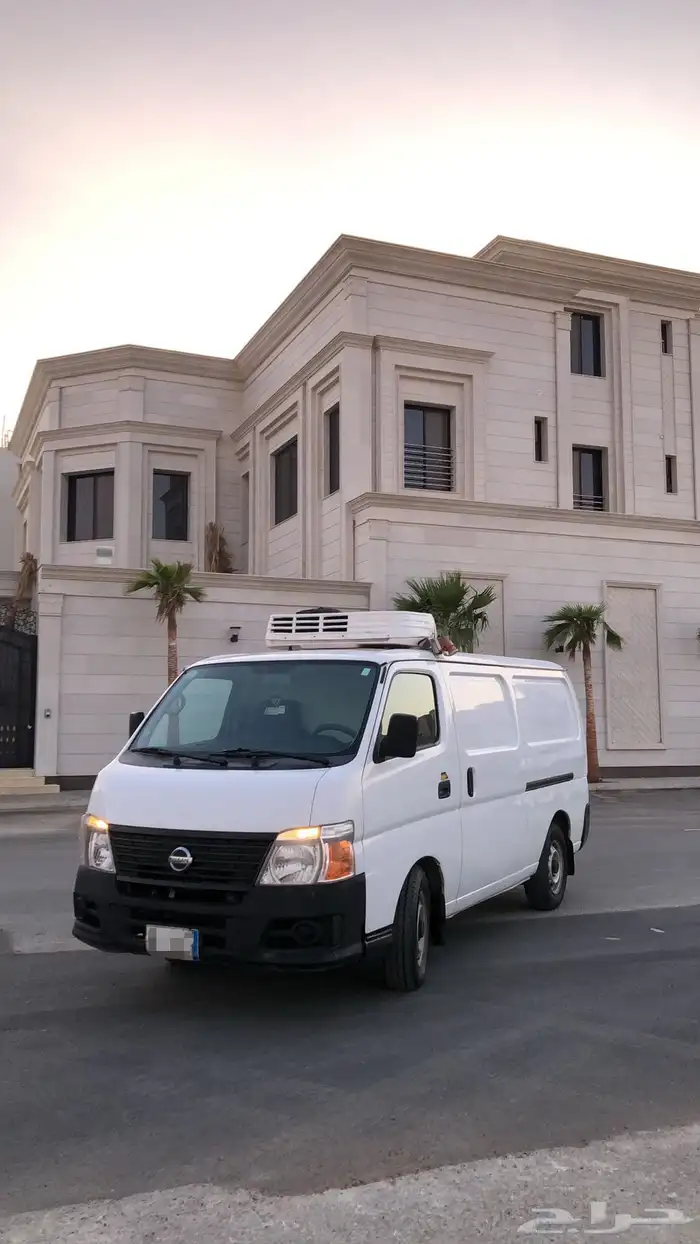 باص نيسان ثلاجة 0