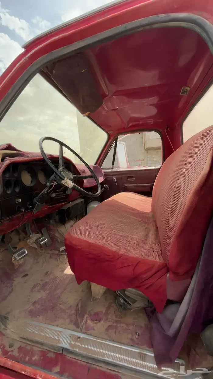 جمس لوري 83 3