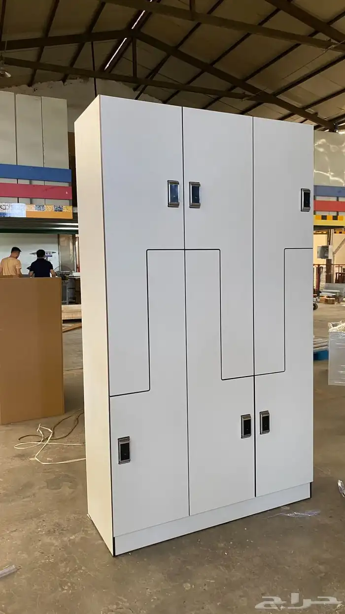 قواطع حمامات Hpl 37