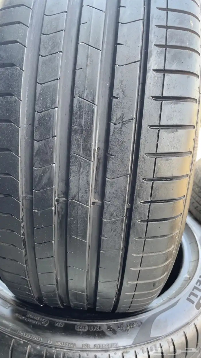 265 40 20 كفرات بريلي مستخدمة نضيفة جدا  ومشروطة 0