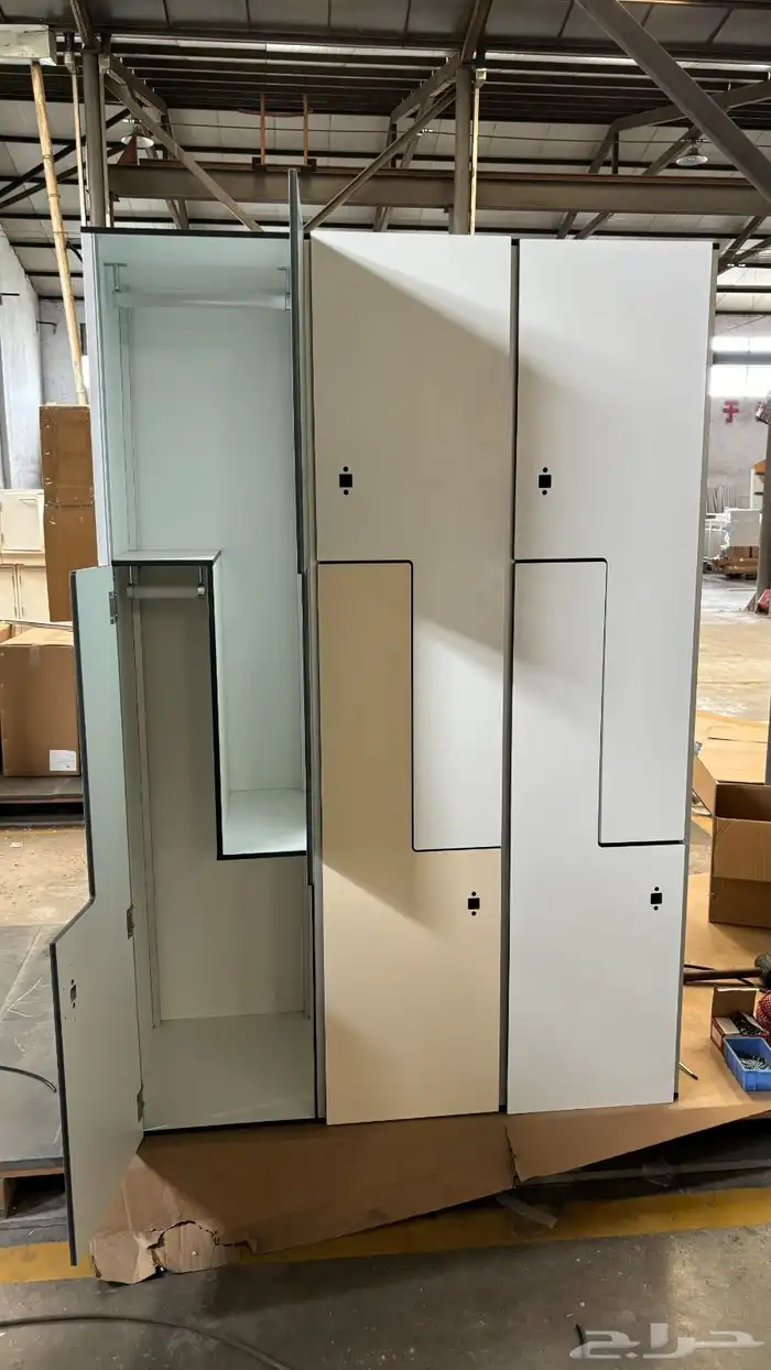 قواطع حمامات Hpl 36