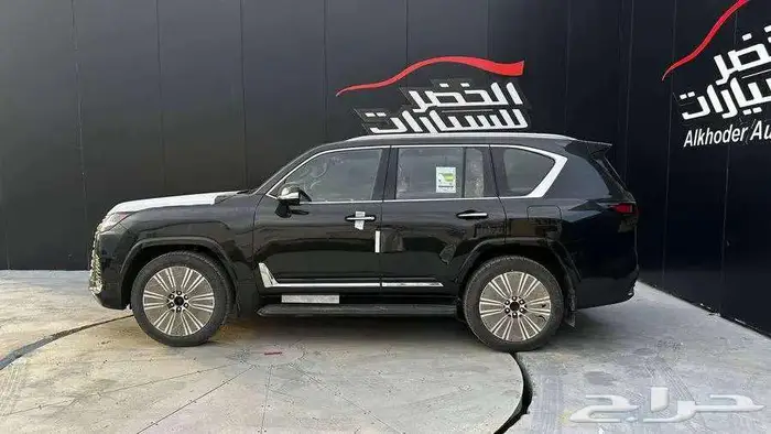 لكزس LX600 BB 2025 كاش او اقساط 10