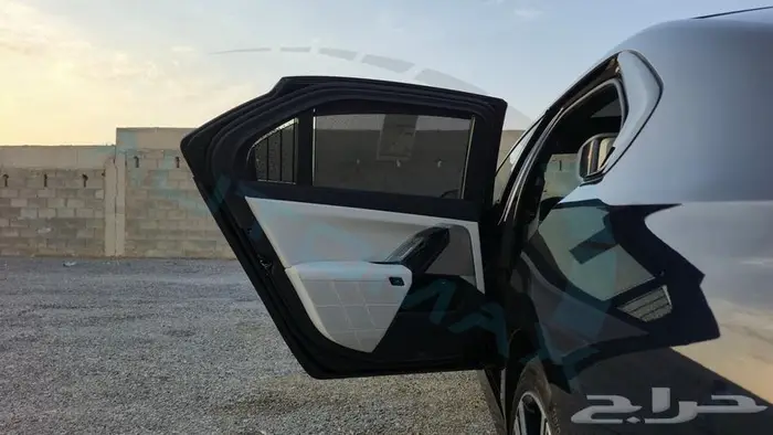 2026 بي ام دبليو 735i M خليجي اصفار مع ضمان الوكيل 41