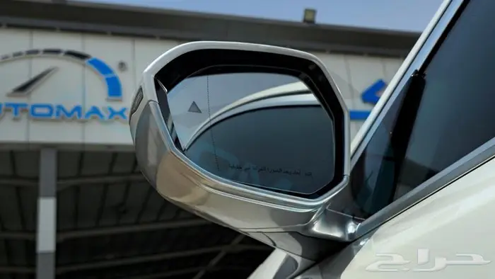2025 BMW 5-SERIES 520i 2.0T RWD GCC 0Km اصفار ضمان الوكيل 31