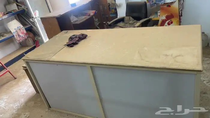 رفوف بقاله وثلاجات 1
