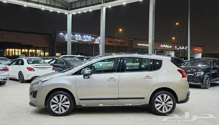 بيجو 3008 2015 7