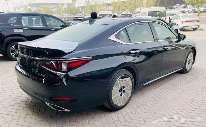 لكزس - ES350 CA - خليجي - 2025-ستاندر 4
