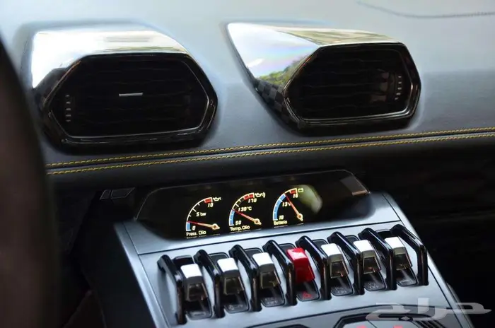لامبورغيني هوراكان LP 610-4 12