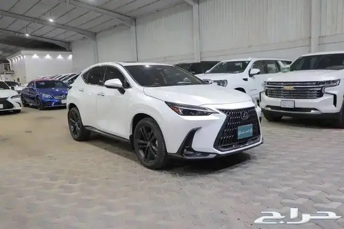 ليكزس NX 350h فتحة سقف جلد هايبرد موديل 2025 0