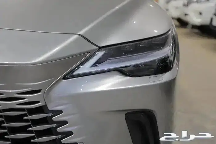 ليكزس RX 350 BB فل كامل بانوراما جلد بنزين موديل 2025 8