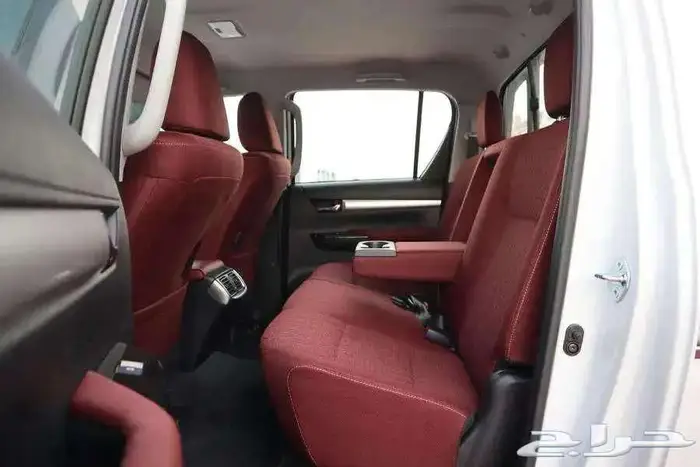 هايلوكس غمارتين S-GLX 4 4 اوتوماتيك بنزين 2025 سعودي 6
