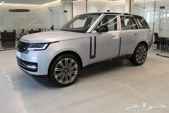 رنج روفر HSE V8 2025 لون مميز 2
