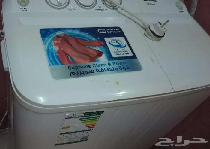 اغراض للبيع لدواعي اسفر لتواصل  وتسب 0