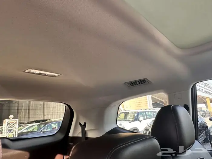 ام جي RX8 2020 24