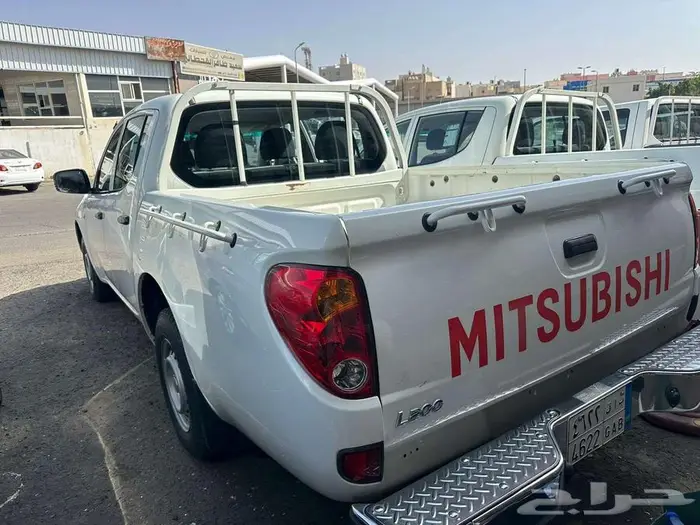 ميتسوبيشي L200 غمارتين 2015 عداد 34 الف 7