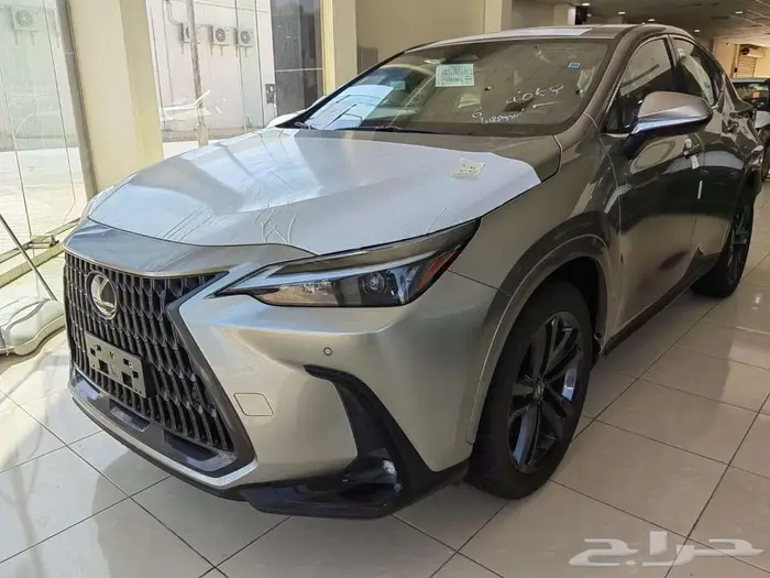 لكزس ان اكس 350 الموديل 2025 0