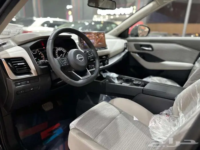 نيسان اكستريل __ SVبلس _2025_ بترومين __ ضمان _ وصيانة 7