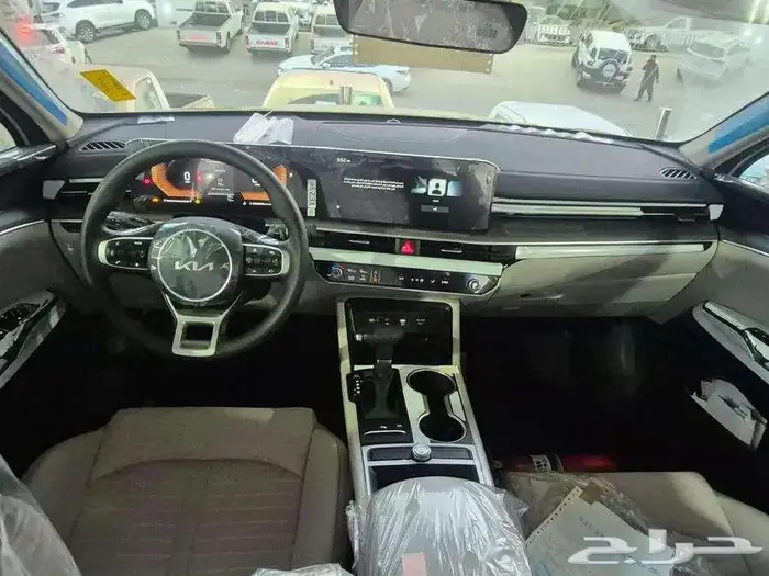 كيا K5 إستاندر مطور بانوراما 2025 أسعار مميزه كاش و تمويل 10