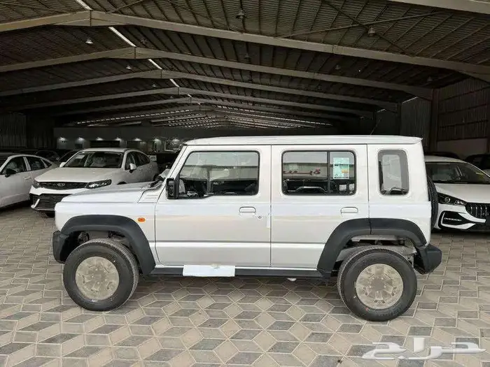 سوزوكي جمني GLX دبل 2025 - عروض اليوم الوطني 3