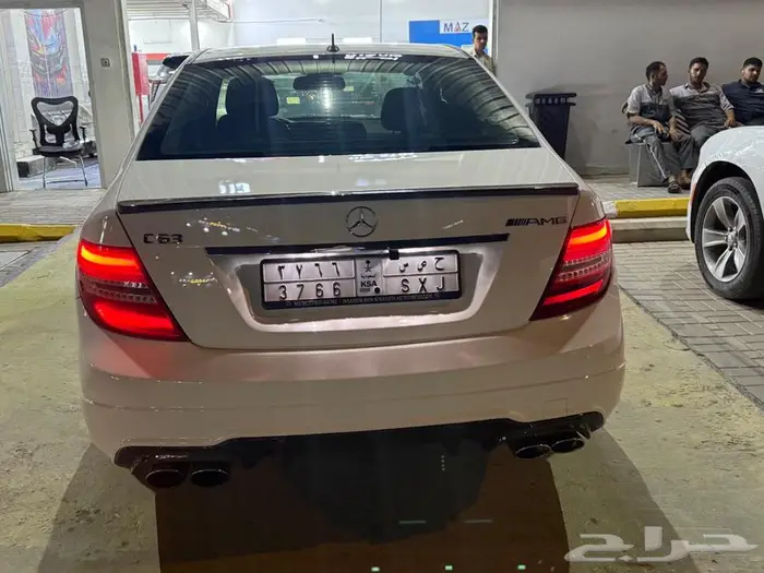 مرسيدس C63 بدي نظيفة جد ا موديل 2012 5