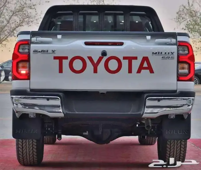هايلوكس غمارتين S-GLX 4 4 اوتوماتيك بنزين 2025 سعودي 3