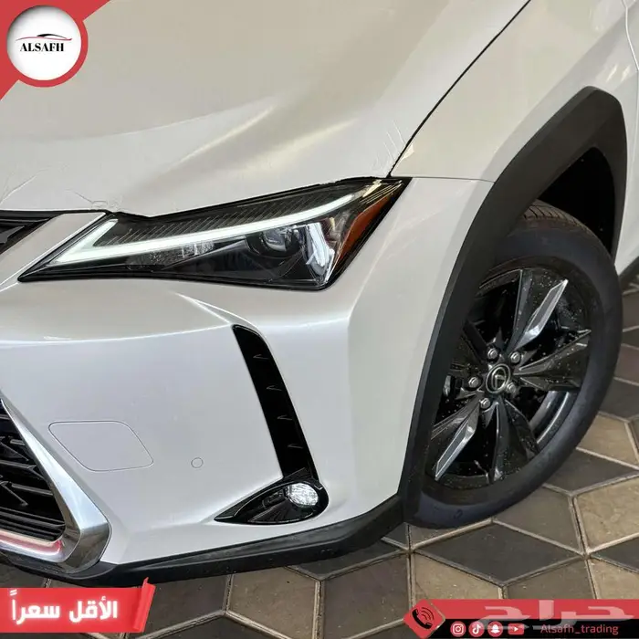 لكزس UX300 AH موديل 2024 كاش وبنوك 3