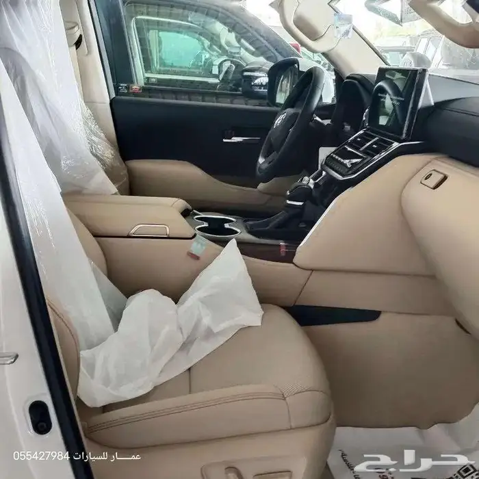 تويوتا لاندكرزر GXR.L4 ديزل صادر لوحات 2025 4