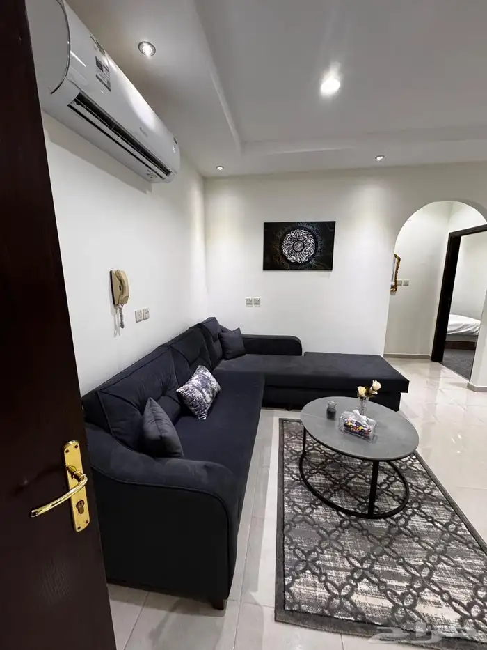 خلف الراشد مول شقق مفروشة راقيه للايجار اليومي والاسبوعي 4