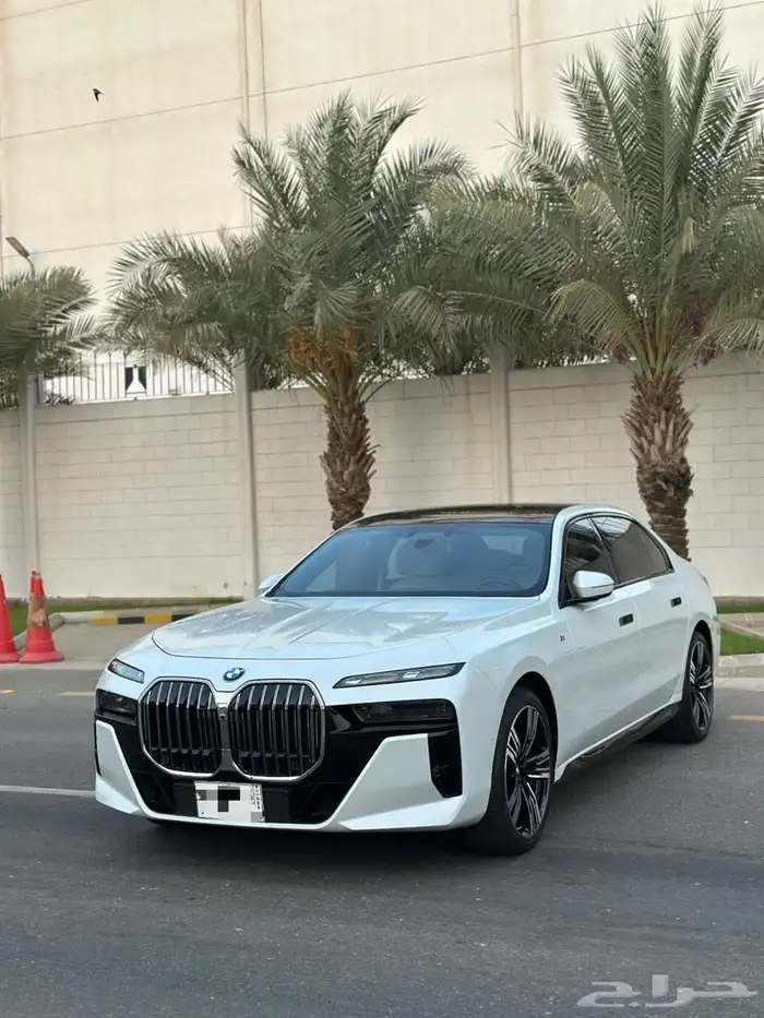 BMW 735i KIT M 2024 ناغي 3