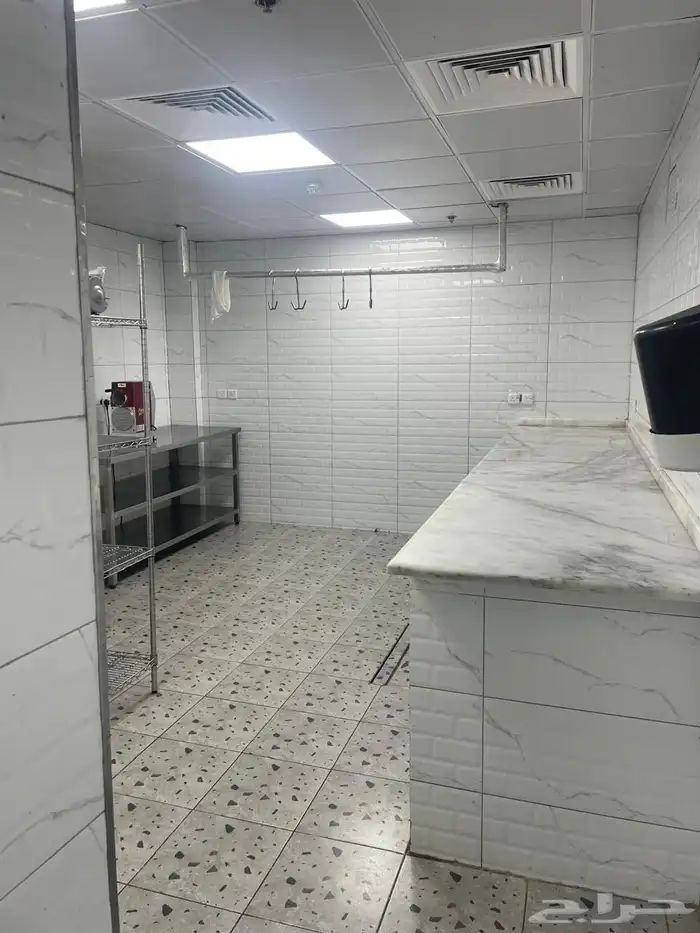 مطعم فاخر للبيع 12